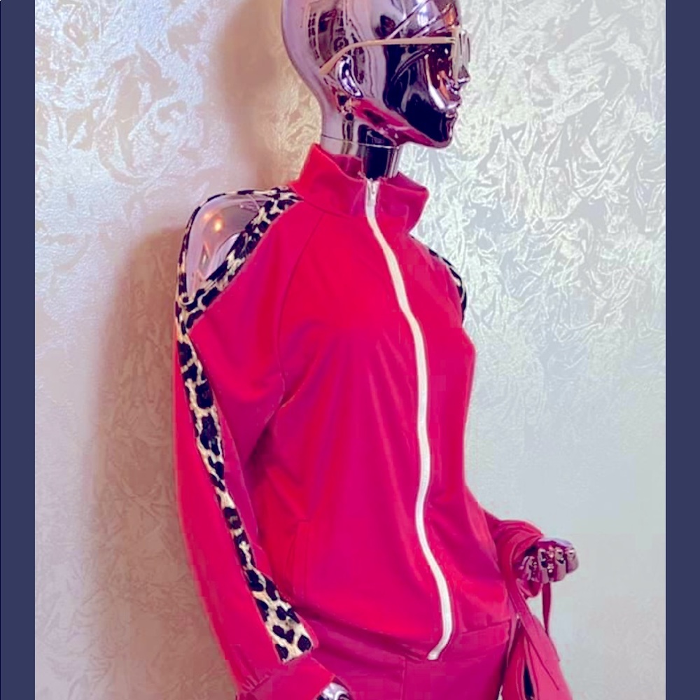 Jogging suit